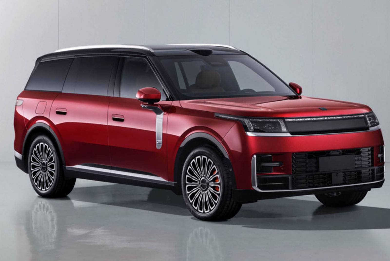 Lynk & Co 900 L